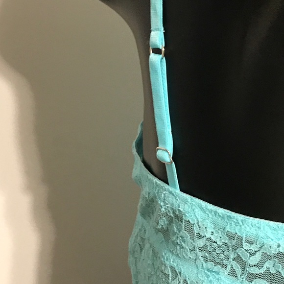 💕💕 SEXY VICTORIA SECRET BRALETTE💕💕 - Picture 4 of 7